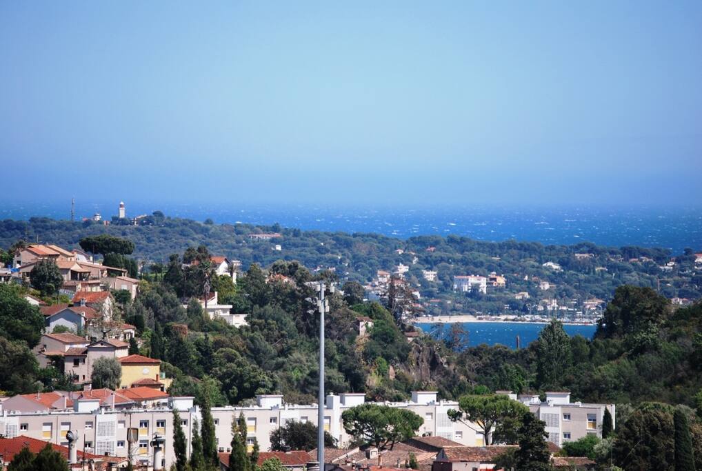 vue sur cap d'Antibes
