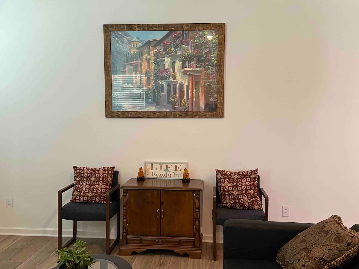 Large, beautiful home with plenty of parking!