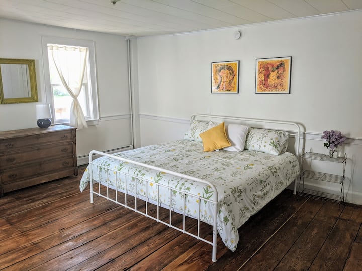 Henniker Vacation Rentals Airbnb