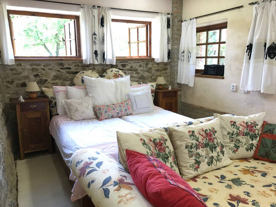 bed downstairs