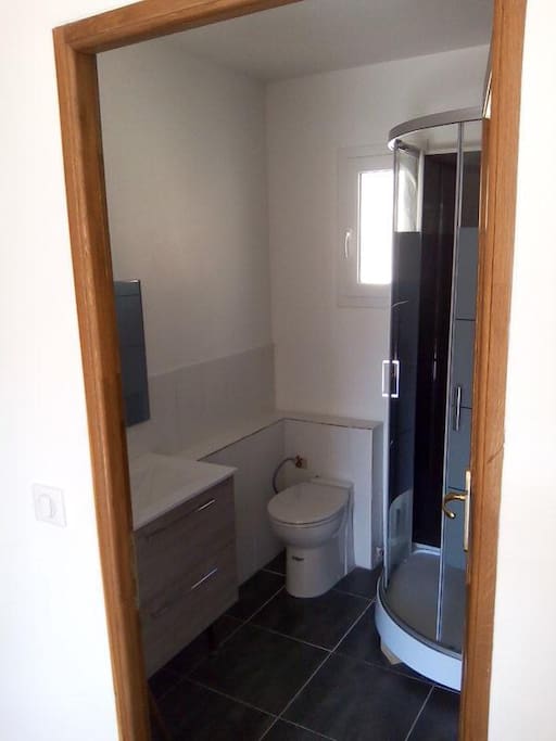 Salle d'eau et WC