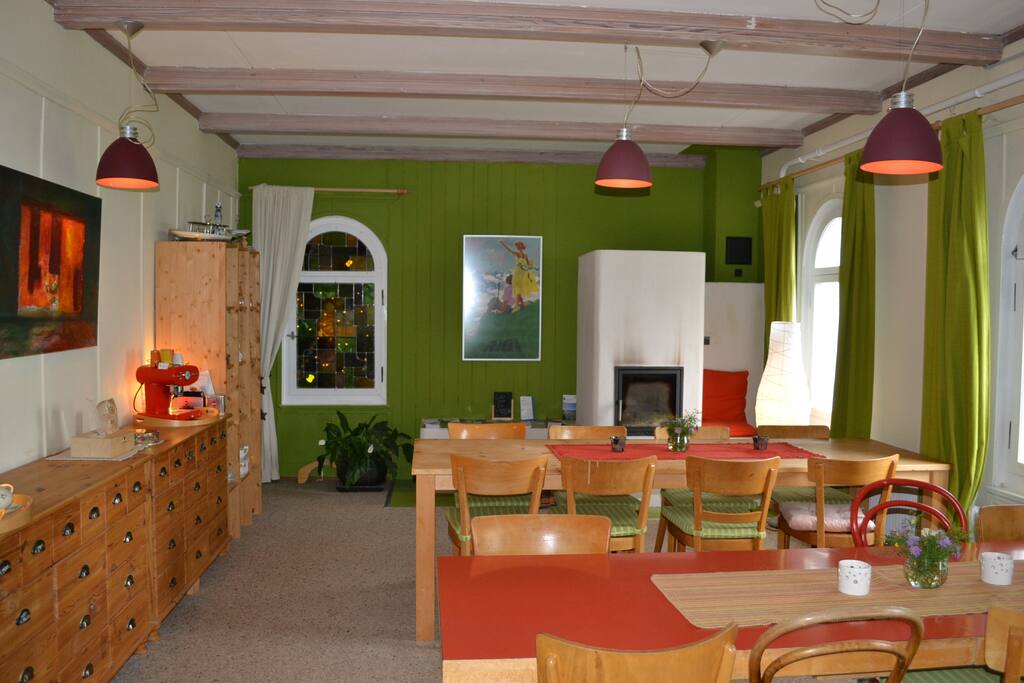 Frühstücks und Aufenthaltsraum mit Cheminée