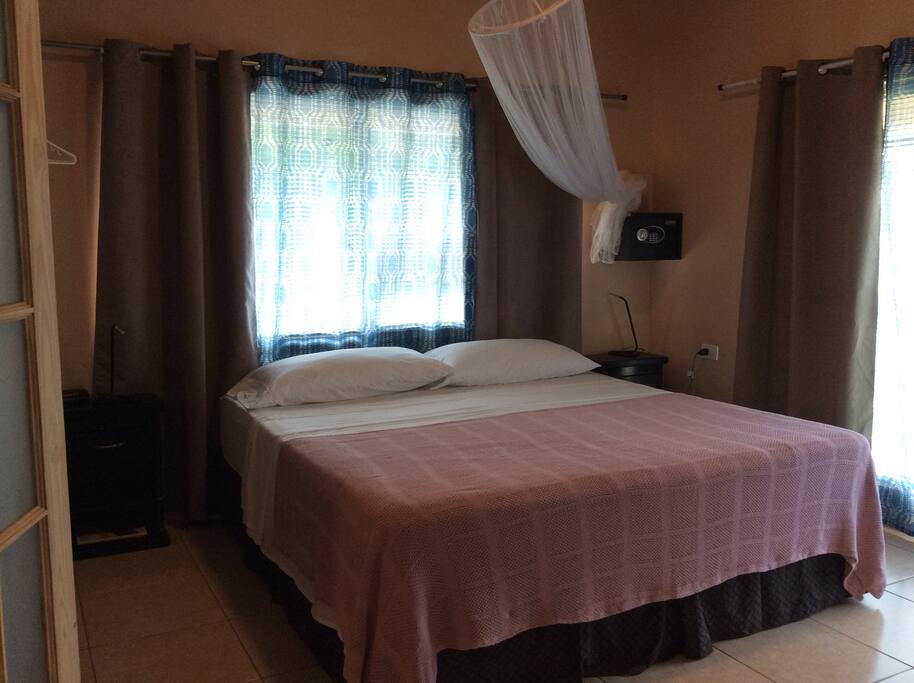 Main Bedroom- Firm king bed