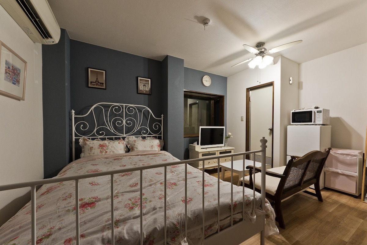 غرفة النوم 1