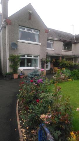 Ballymoney House