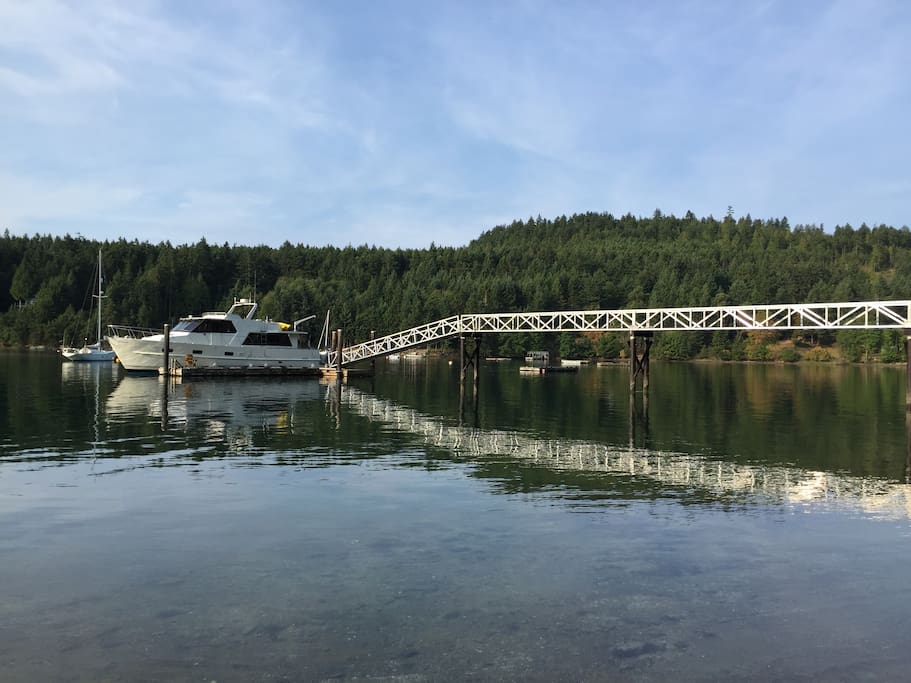 Deep water private dock and moorage to accommodate vessels to 50 feet and multiple runabouts and tenders