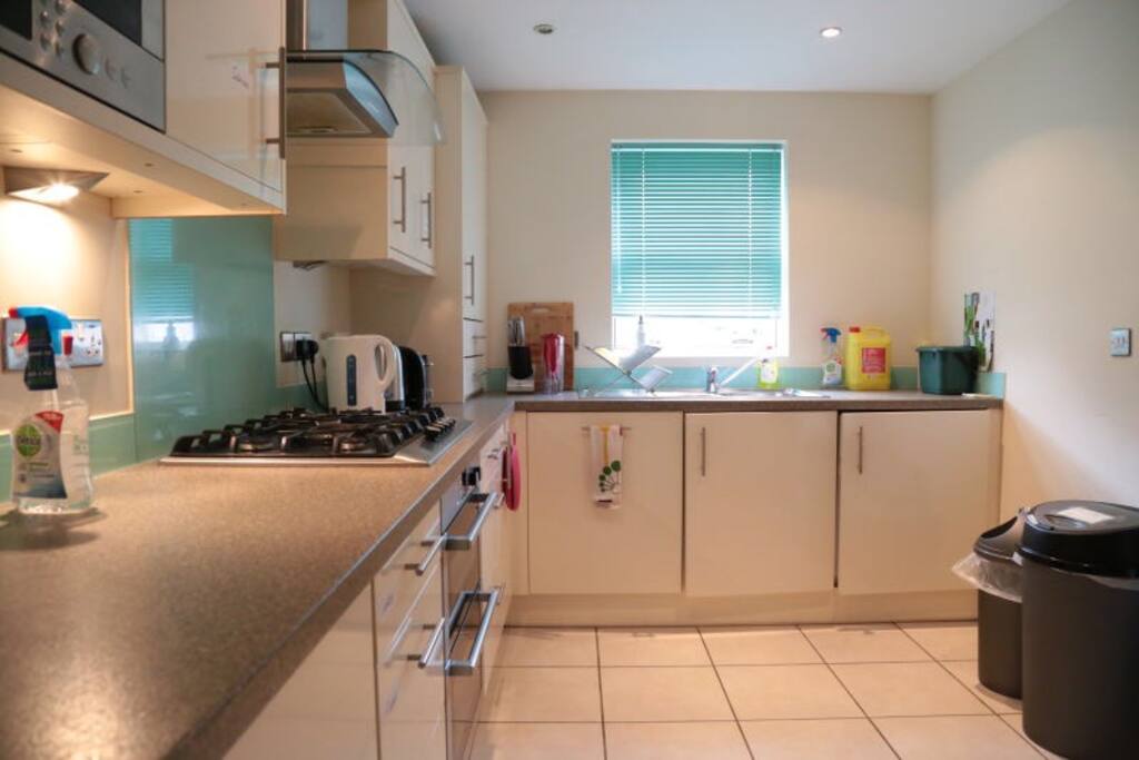 guests can use the kitchen