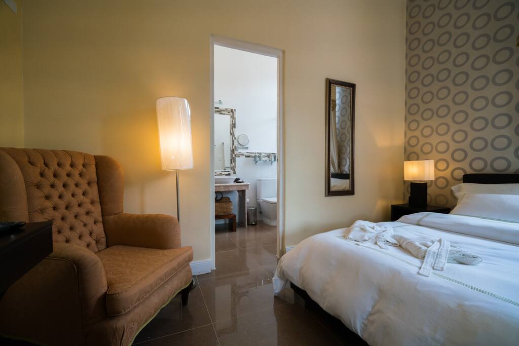 Deluxe King Room No.3