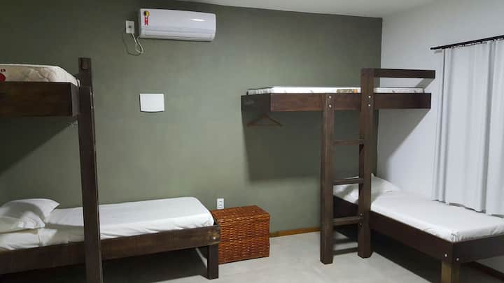 Zimmer mit Etagenbetten...