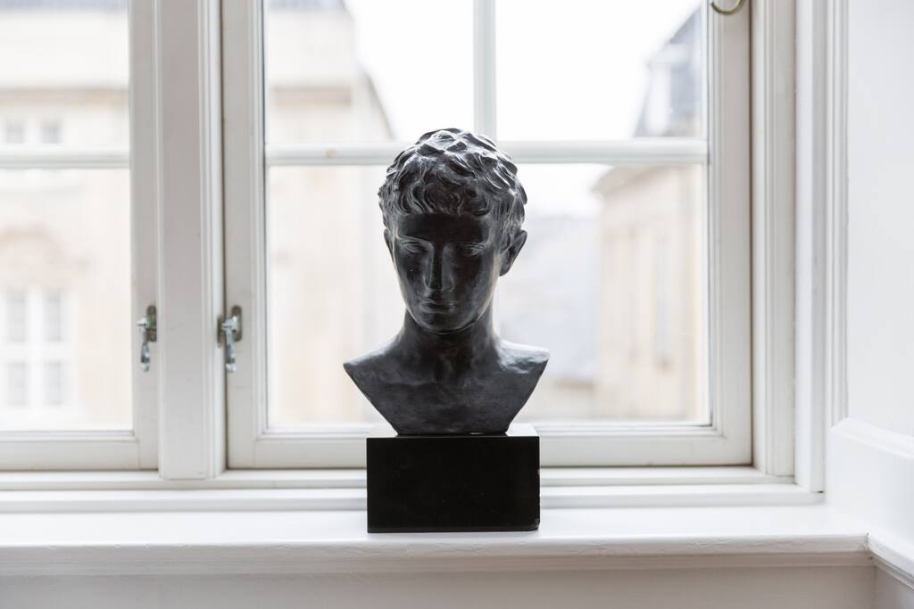 Live Like a King - Welcome to a home in Copenhagen's royal quarter.