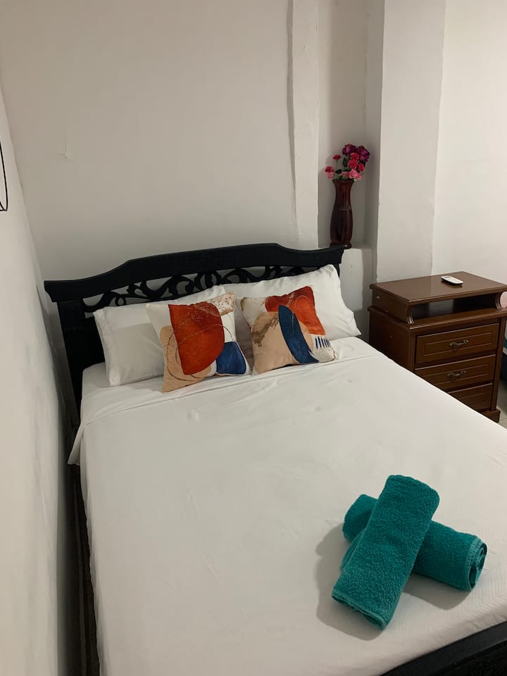 غرفة النوم 2