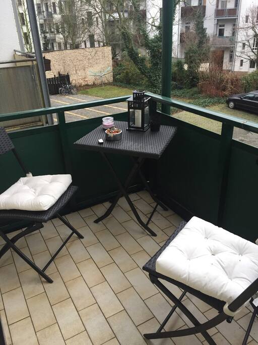 Balkon zum Rauchen und Abend ausklingen lassen