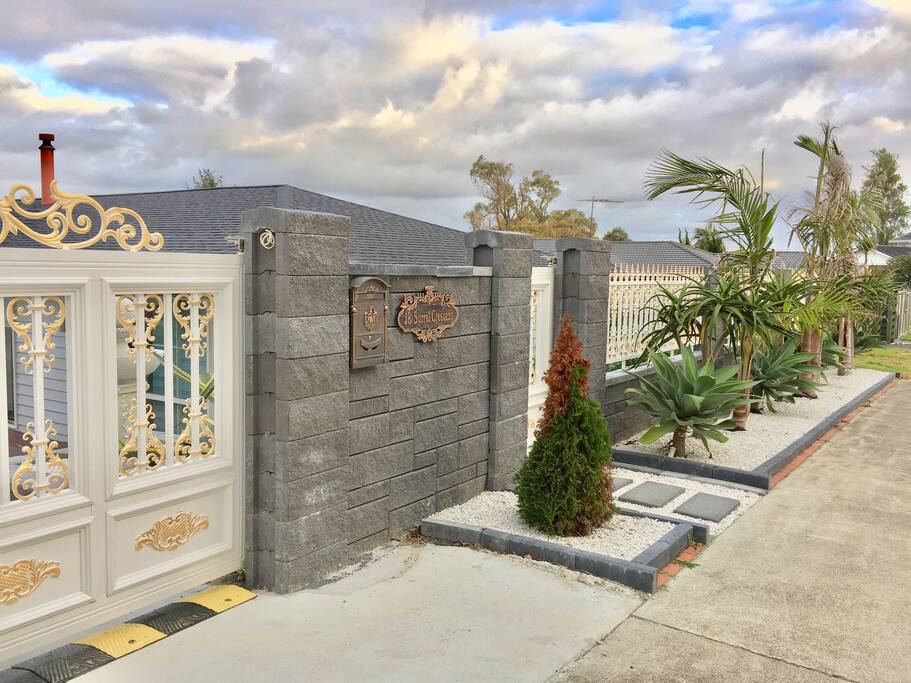 House Gate