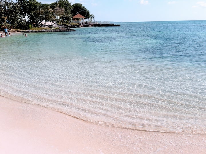 Beachfront Super Studio  in a Condo  in Negril