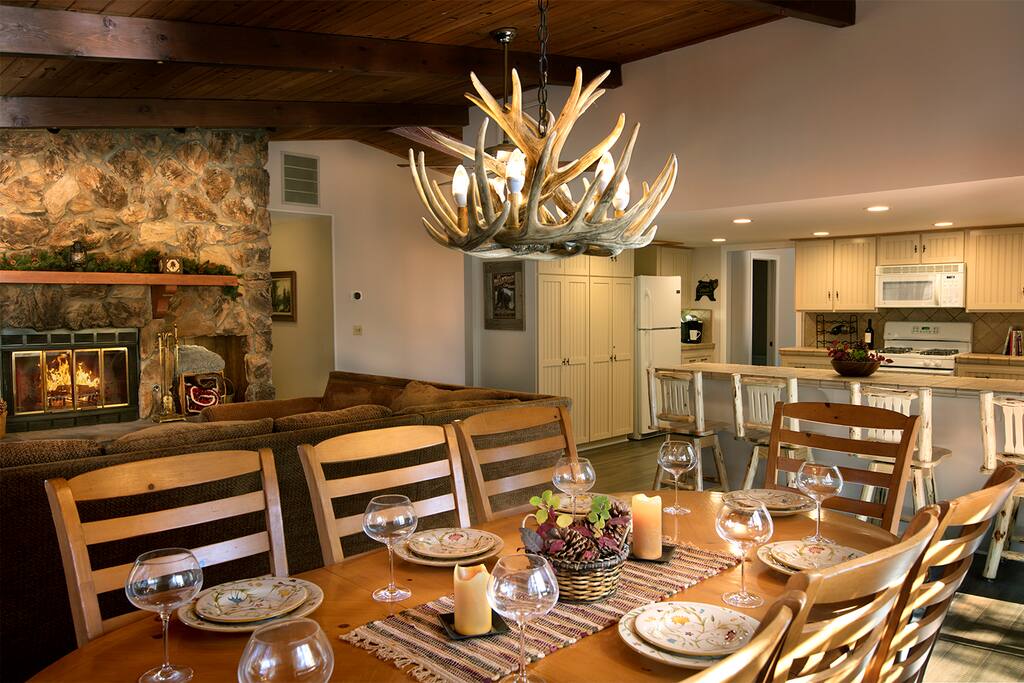 Dining room/Great room