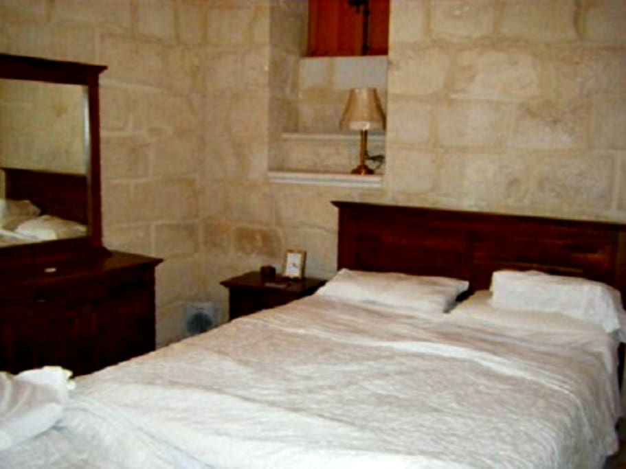 Imgarr Farmhouse 3 Bedroom - Air-condition - Outdoor Pool - Jacuzzi - Sleep 6/8