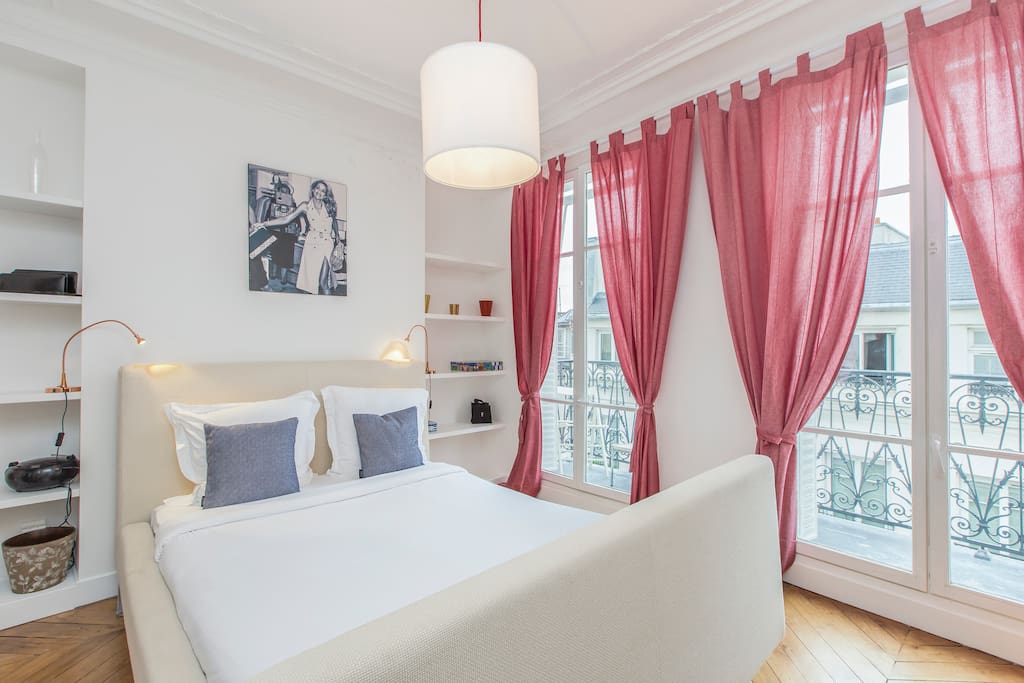 Charming apartment with balcony - 5 min Republique