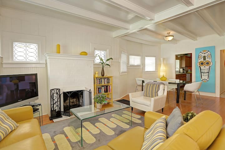 Wonderful Home in Beautiful Venice ☼ Extended Stay gallery image 4