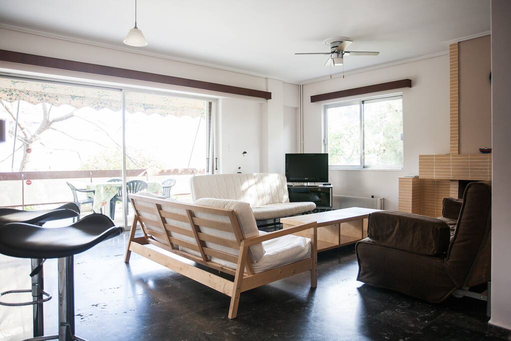Living Room (2)