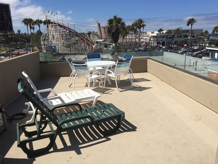 Rooftop deck