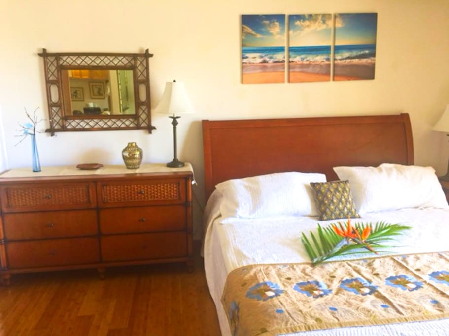 King Bed and Dresser with Tropical Decor