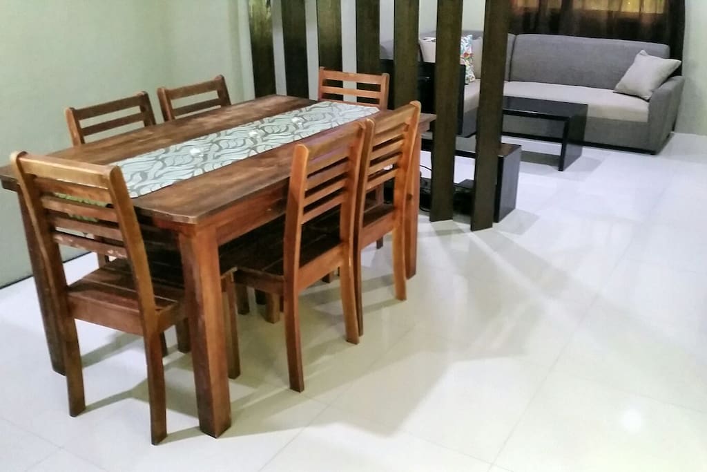 Dining Room Table and Chairs
