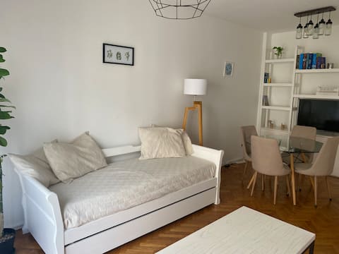 Propiedad de Airbnb exitosa: Department of Environments en Full Recoleta. en Comuna 2