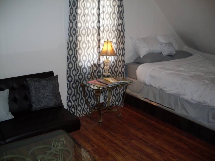 Living Area and Queen Bed