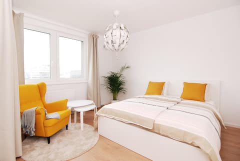 *TOP* NEW STUDIO, AMAZING VIEW, CLOSE TO CENTER