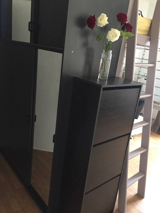 Armoire et meuble à chaussures / armadio e scarpiera