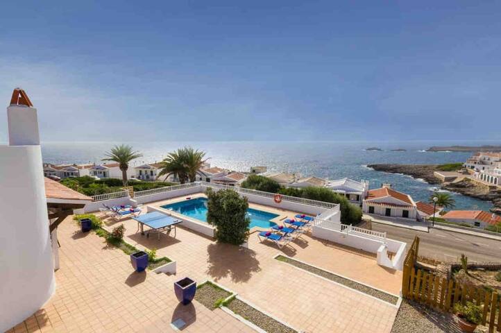 Costa Bomb – Chalet con vistas de ensueño gallery image 2