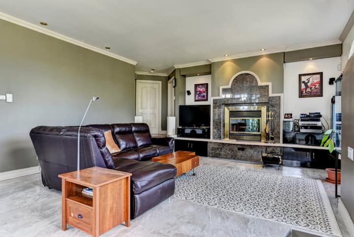 La Maison Du Bachelor - 301610 - Quebec