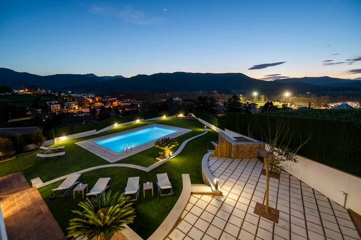 Casa Mirestany-Wonderful house with amazing views gallery image 2