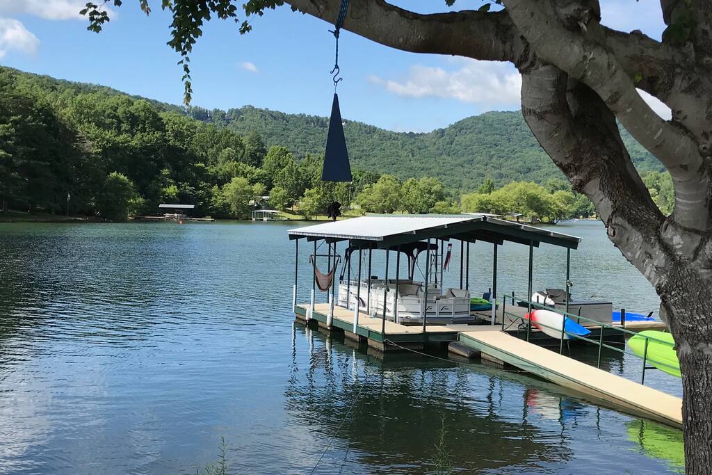 The water is very clear and great for swimming. The air temps are 10-16 degrees cooler at night than Atlanta and 5 to 10 degrees cooler during the day.