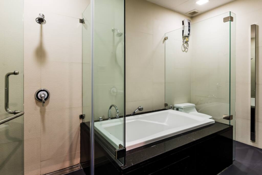 Penthouse :
Approx. Room Size : 44.60sqm.
Maximum Adults : 2 Adults
Our most luxurious largest room type tastefully appointed with King Size bed and comfortable sitting area for the ultimate in relaxation, step into a bath tub or refresh your body with separate stand-up shower. Guests can spend time on the private balcony and appreciate stunning views of Bangkok city as well.