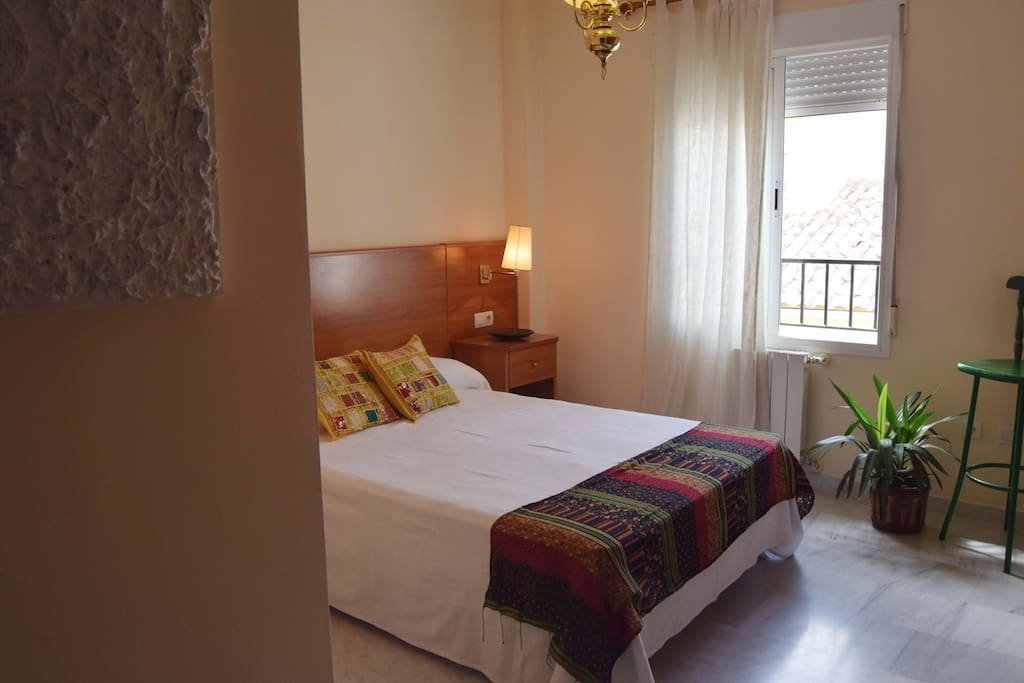 Habitación privada con baño en suite