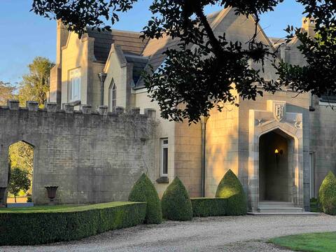 Ben Huon Manor
