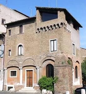 Trastevere - La Torre dei Mercanti 