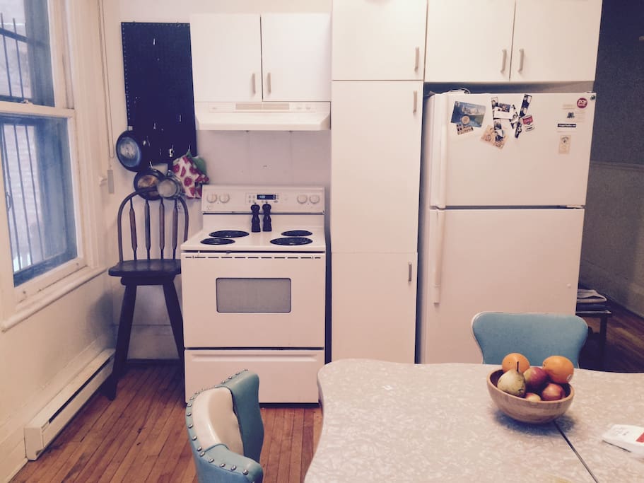 Stove & Fridge