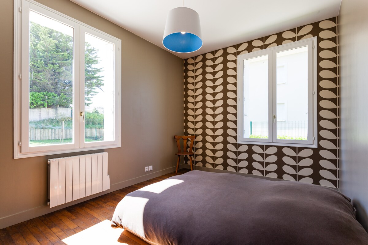 1楼1号卧室，可欣赏花园景观