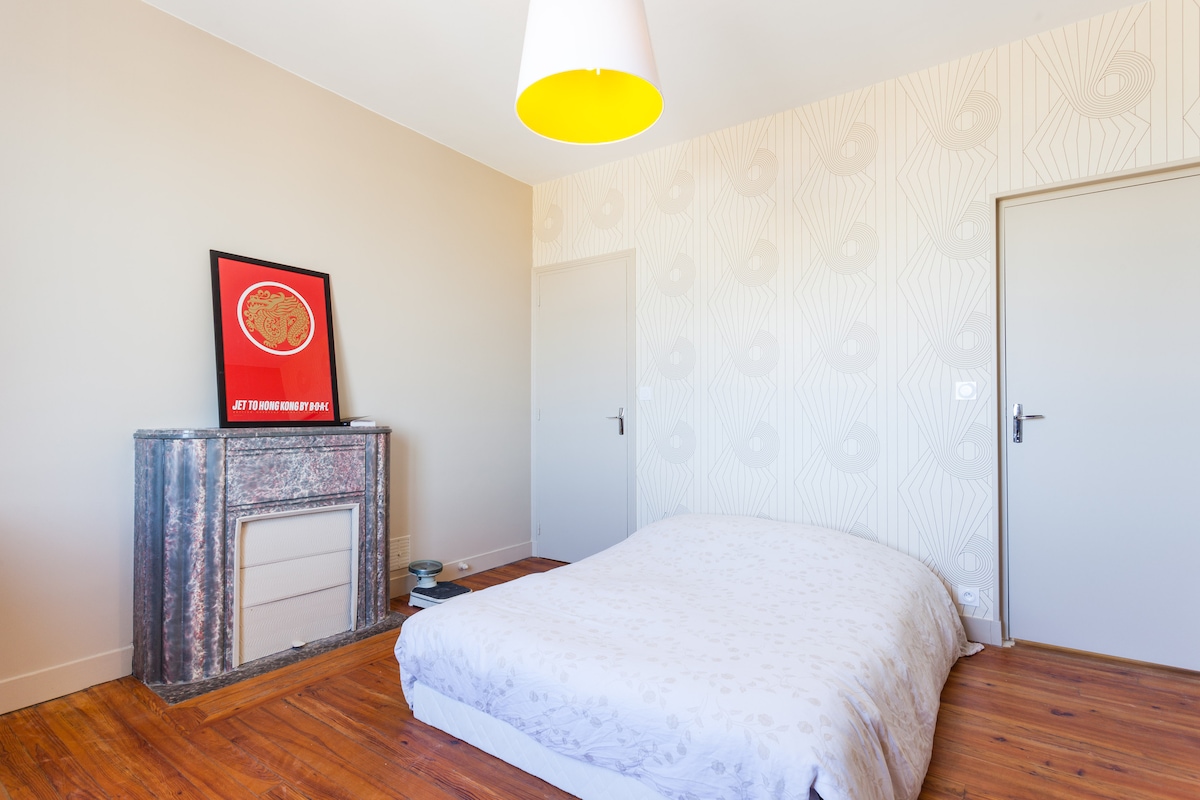 主卧可欣赏海景和优质卫生间