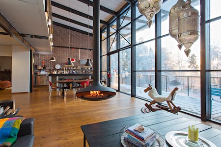 Private rooms in a Loft house, Oulu