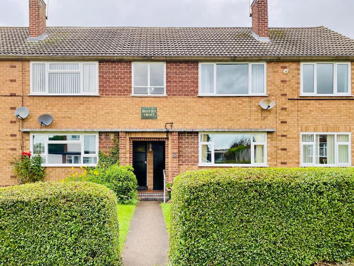 Redditch Holiday Rentals & Homes England, United Kingdom Airbnb