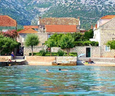 Popular Airbnb listing: Apartment Elda in Općina Orebić