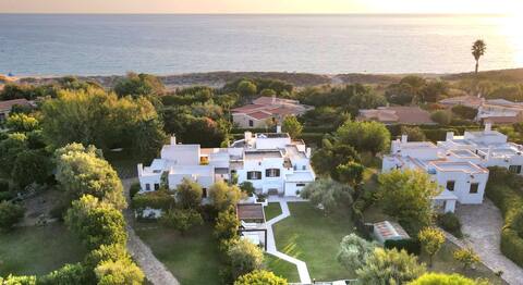 Villa Elicriso, Luxury Home 50m From the Beach