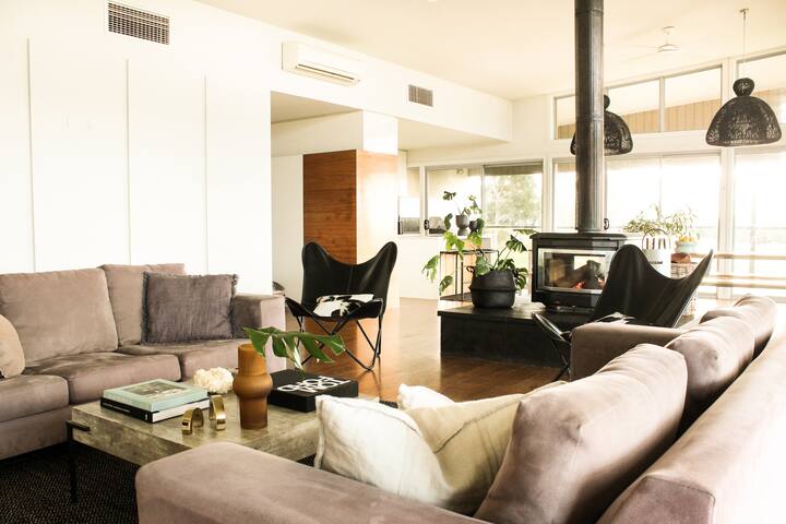 Charleson Farm – rural escape, breathtaking views gallery image 4