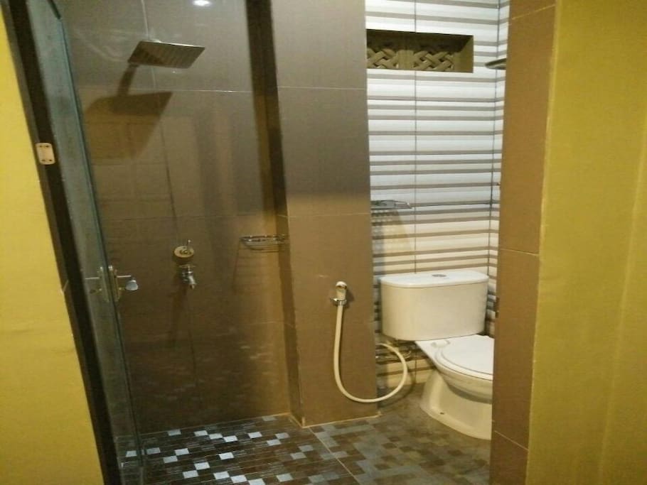 Bath Room with shower & closet