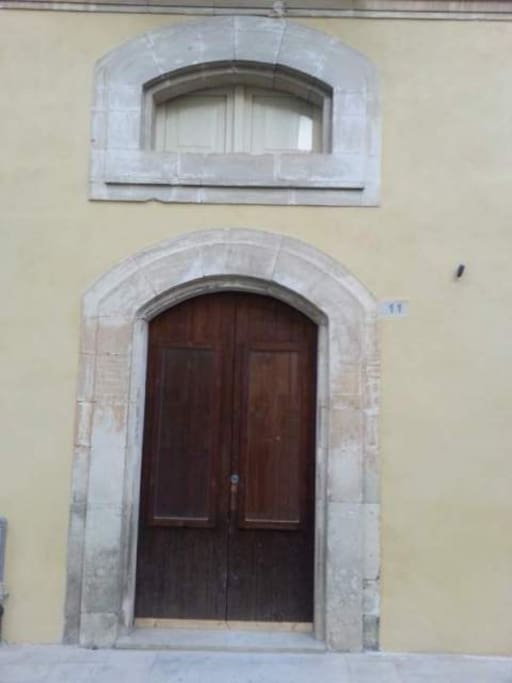Ingresso indipendente all'appartamento.