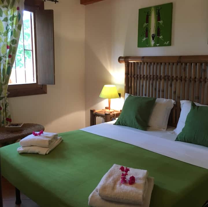 King size double bedroom