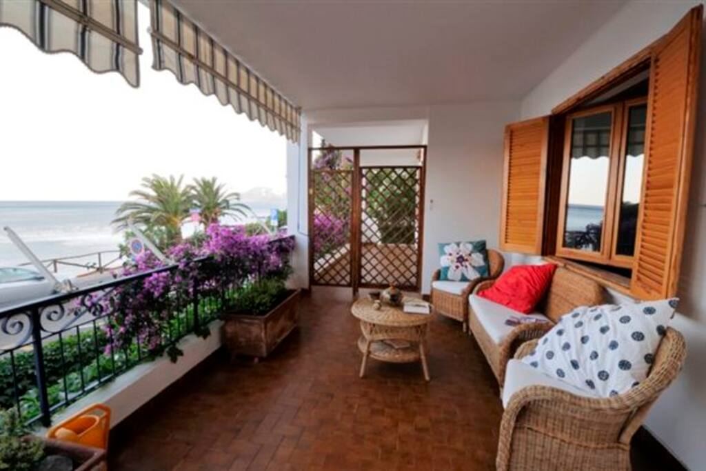 veranda